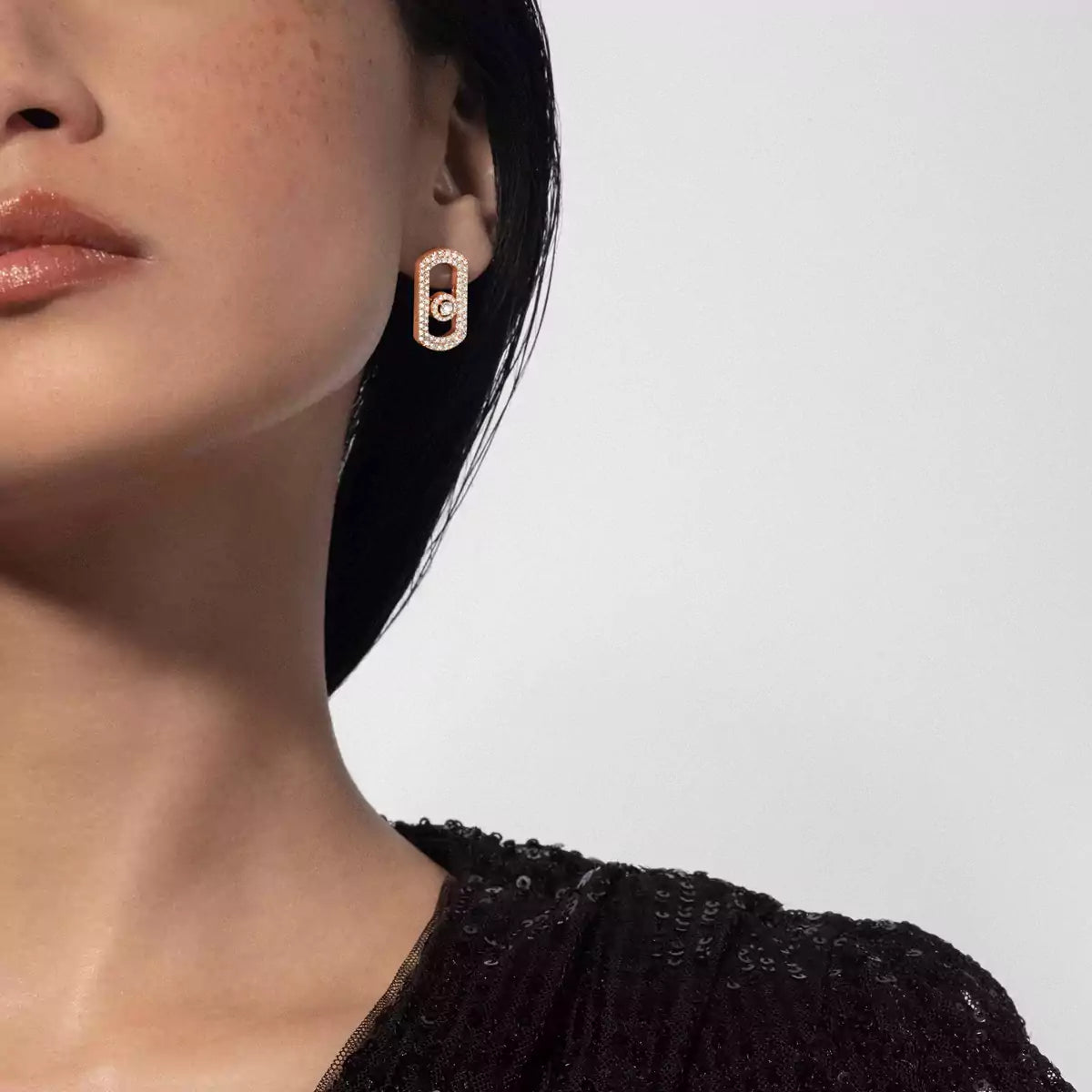 [Kaelin Vow]So Move Pave_-Set Diamond Earrings in Silver