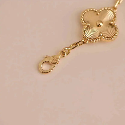 [Kaelin Vow] CLOVER 5 MOTIF LASER BRACELET COLLECTION
