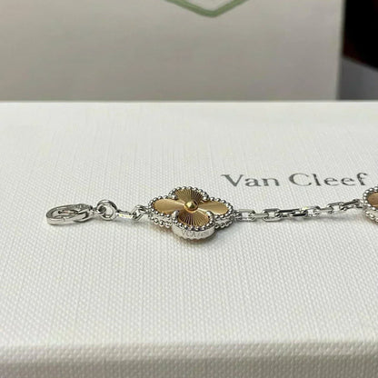 [Kaelin Vow] CLOVER 5 MOTIF LASER BRACELET COLLECTION