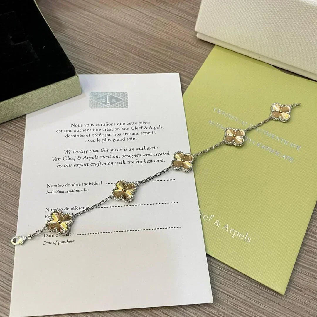 [Kaelin Vow] CLOVER 5 MOTIF LASER BRACELET COLLECTION