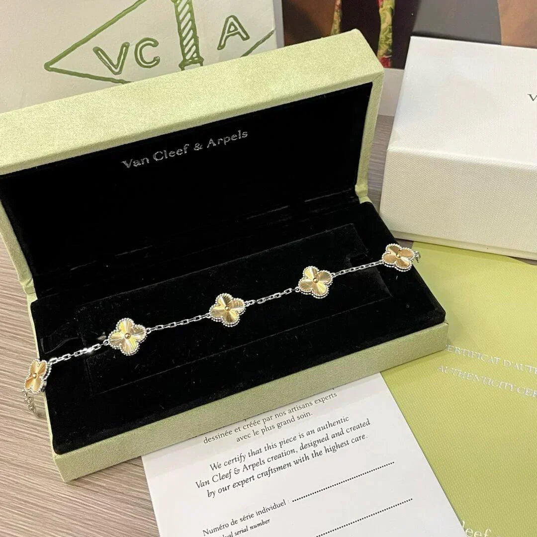 [Kaelin Vow] CLOVER 5 MOTIF LASER BRACELET COLLECTION