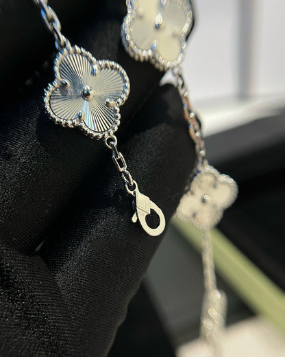 [Kaelin Vow] CLOVER 5 MOTIF LASER BRACELET COLLECTION
